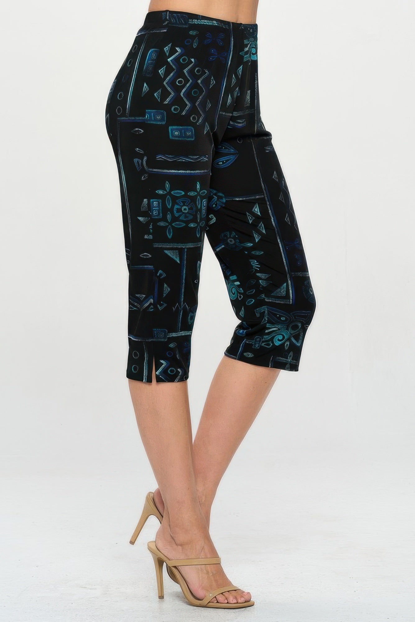 Plus Size Bns Capri Pants Set