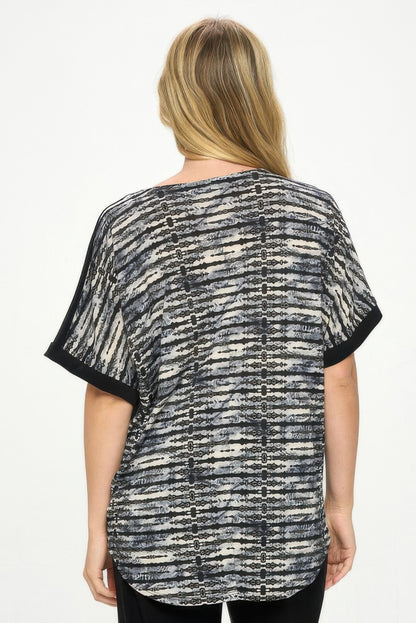 Hit Inbinding Neck Contrast Dolman Sleeve Top