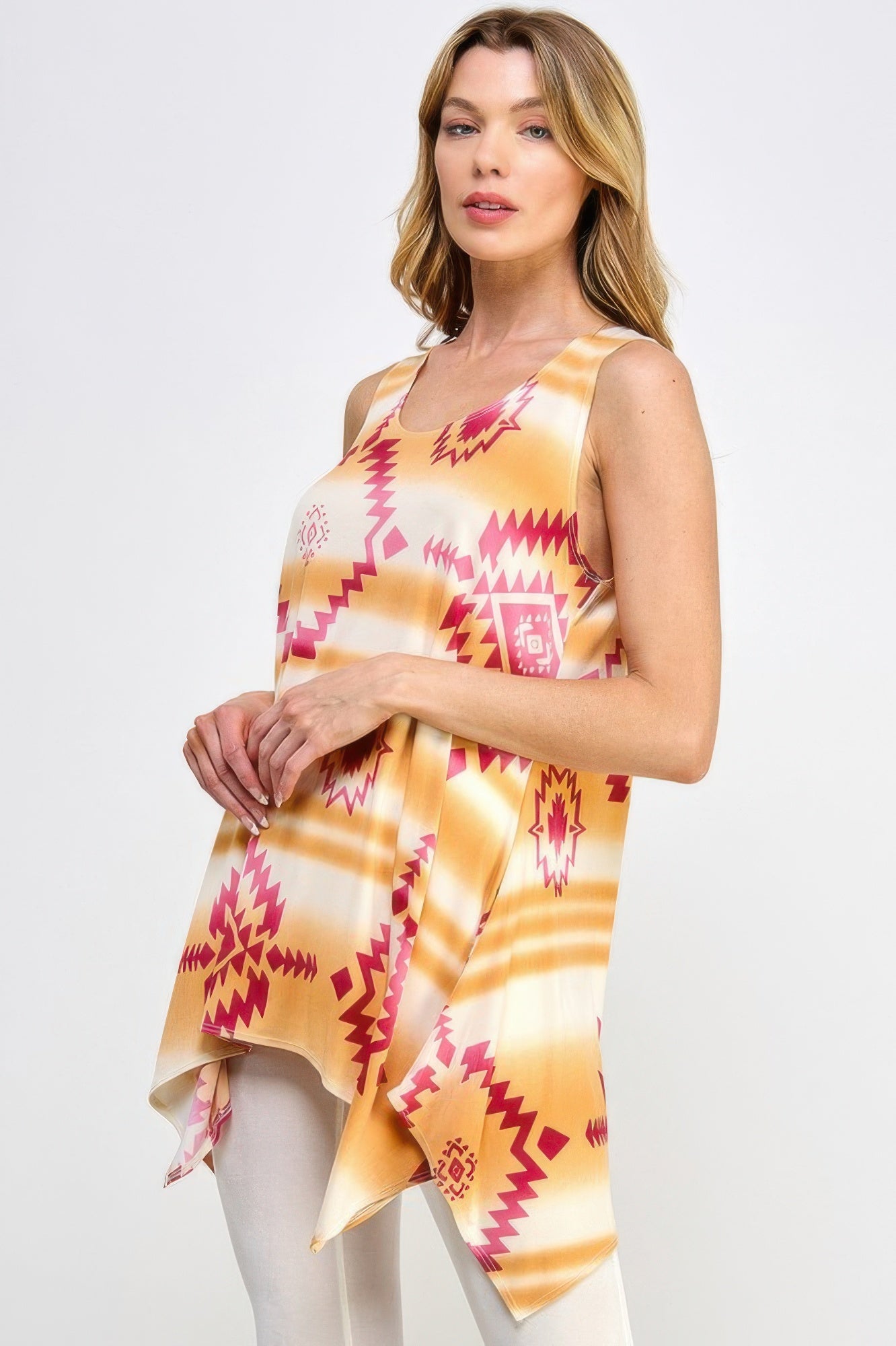 Hit Handkerchief Hem Tank