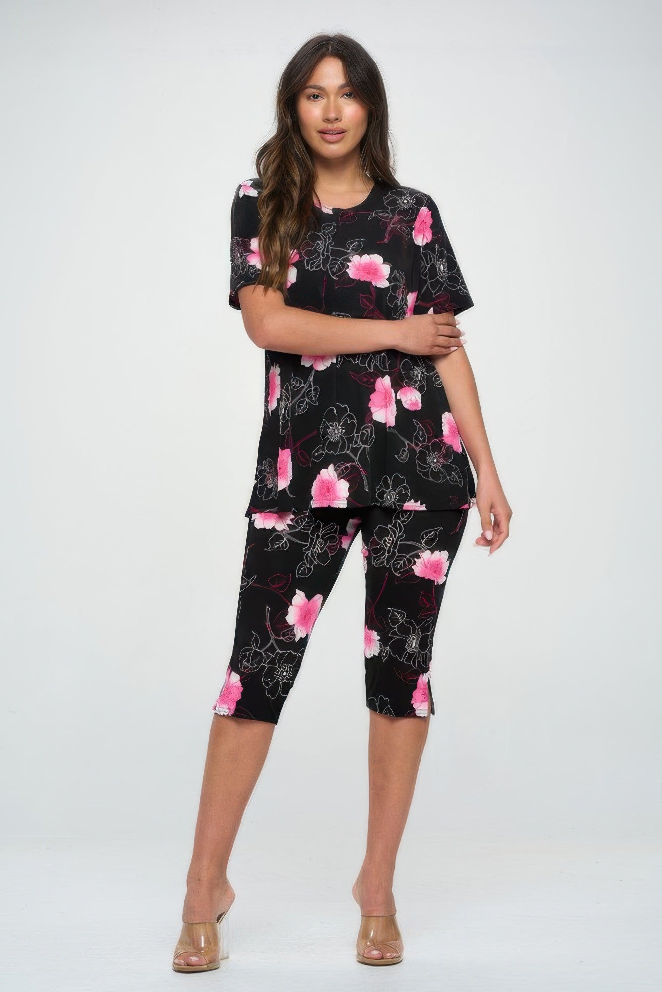 Short Sleeve Top Capri Pants Set