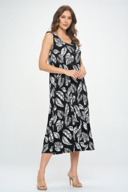 Sleeveless And Soft Round-neckline Long