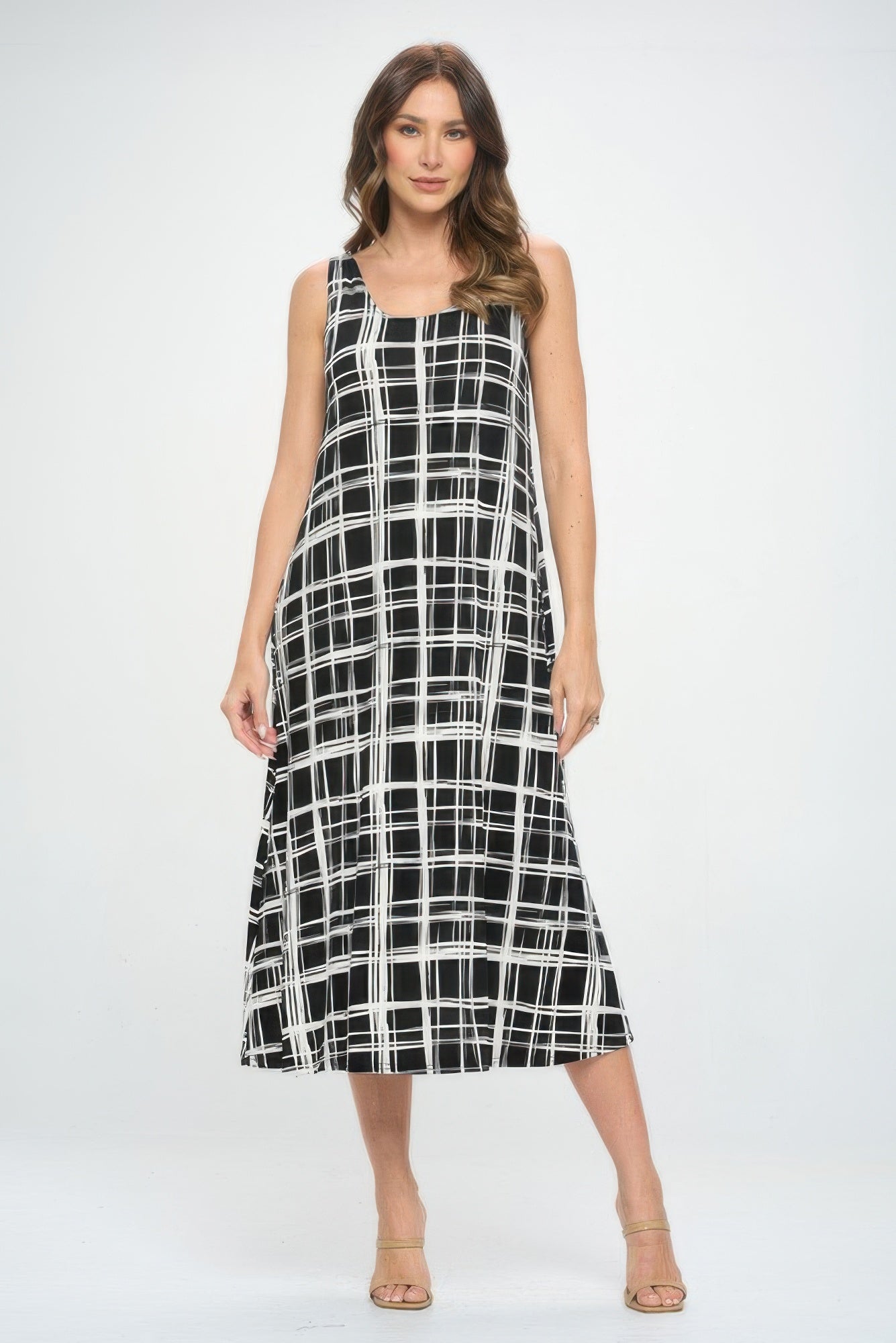 Sleeveless And Soft Round-neckline Long