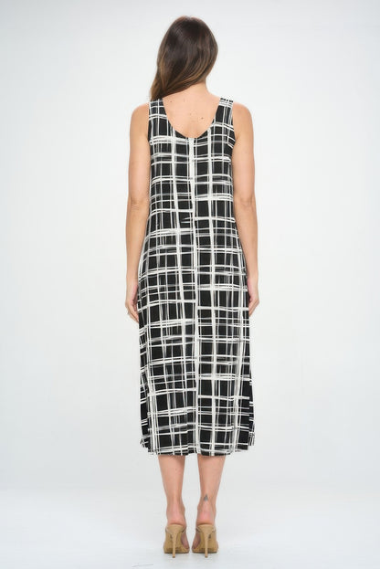Sleeveless And Soft Round-neckline Long