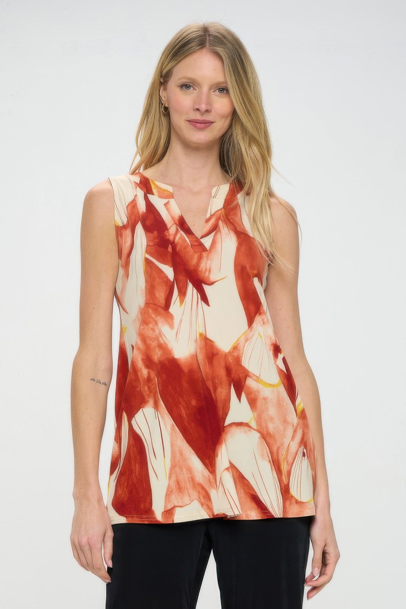 Hit Notch Neck Tank Top