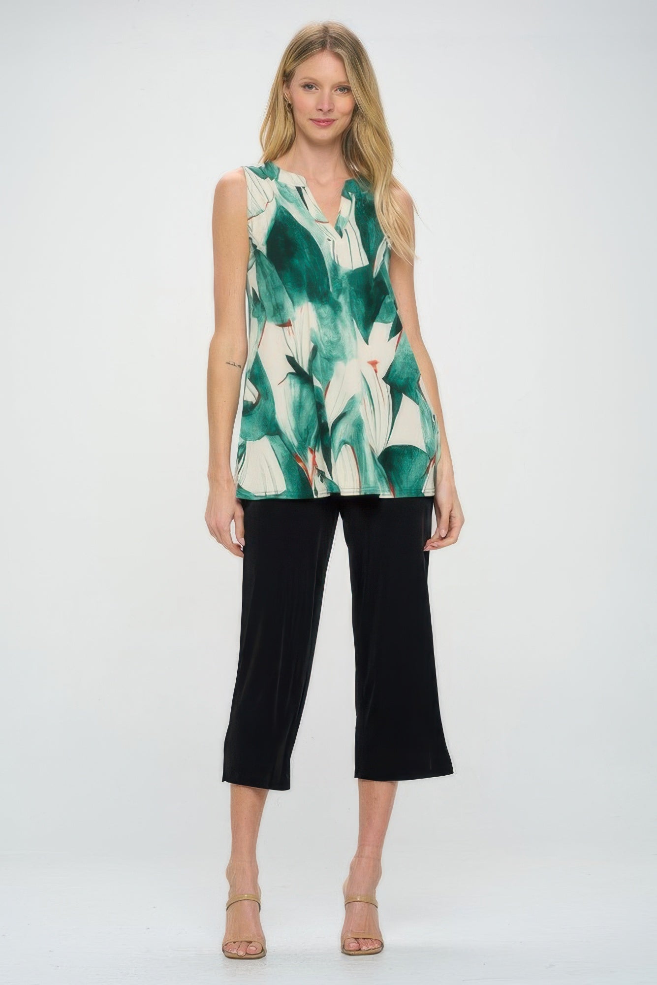 Hit Notch Neck Tank Top