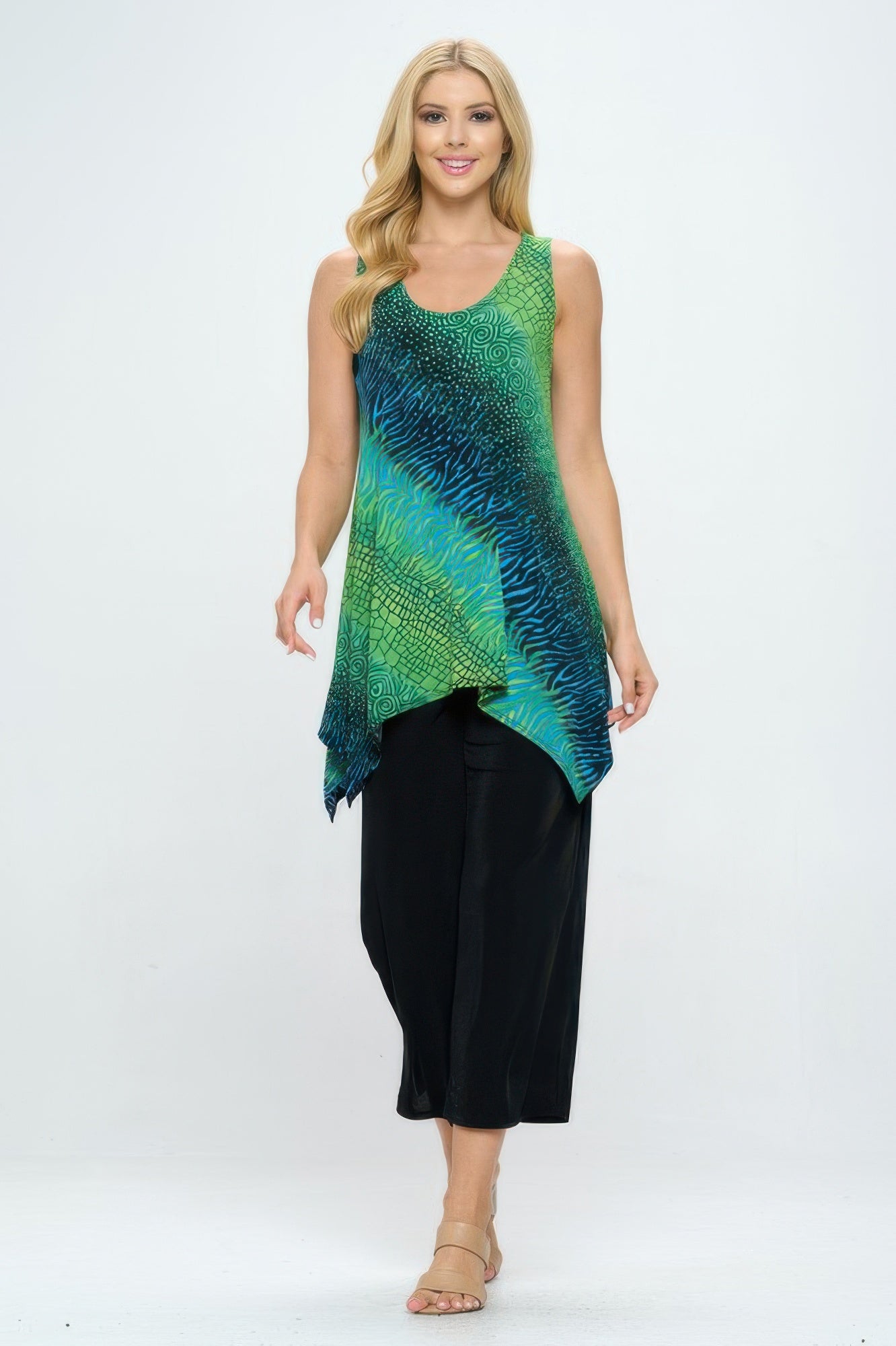 Plus Size Hit Shark Bite Hem Tank