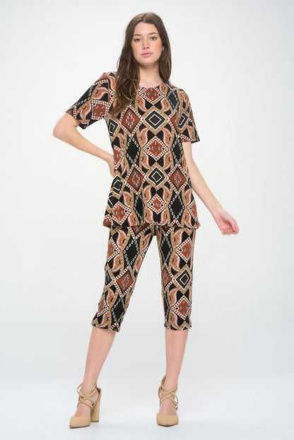 Short Sleeve Top Capri Pants Set