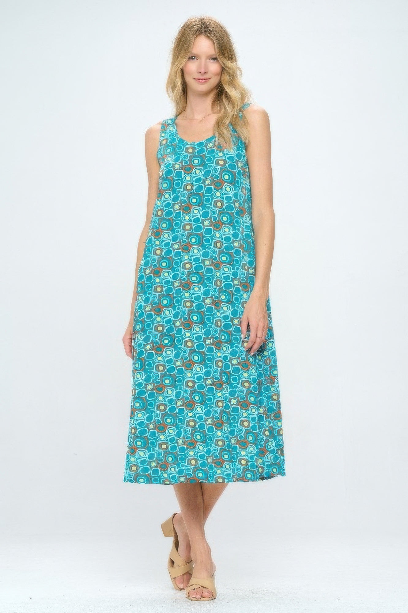 Sleeveless And Soft Round-neckline Long
