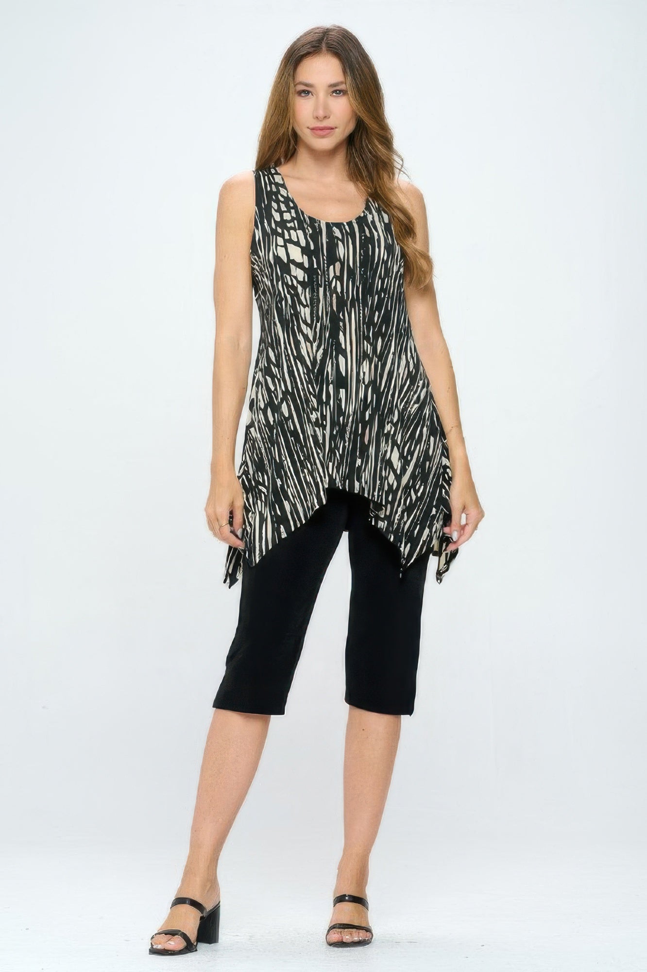 Hit Handkerchief Hem Tank