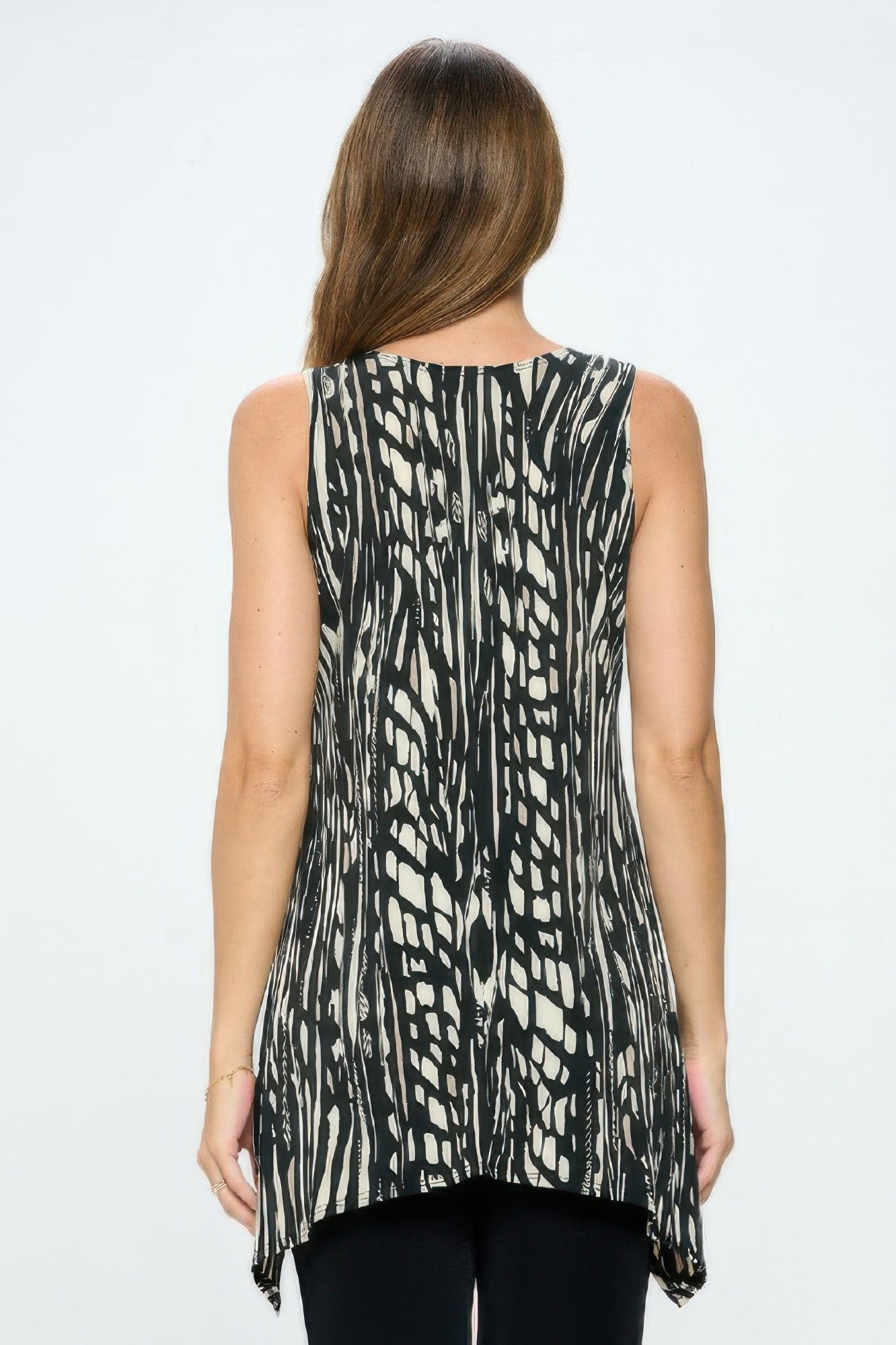 Hit Handkerchief Hem Tank