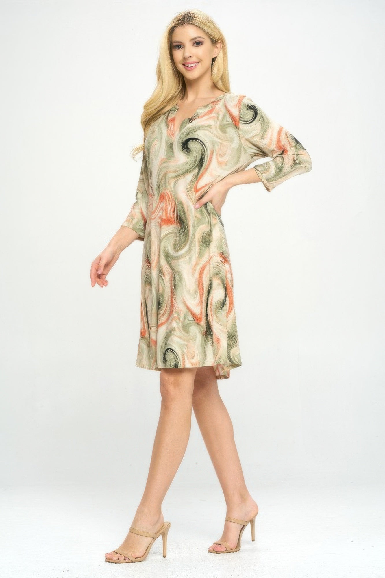 Hit Notch Neck Quarter Sleeve Dress