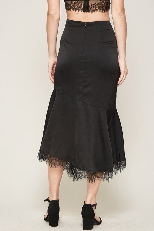 Mermaid Midi Skirt with Eyelash Lace Trim – Black