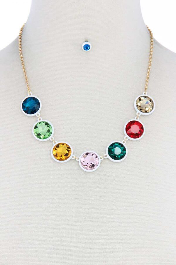 Round Pendant Necklace – Clean Circular Design