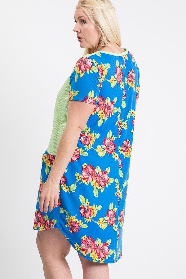 Plus Size Floral-Blocked Midi Dress with Front Pocket