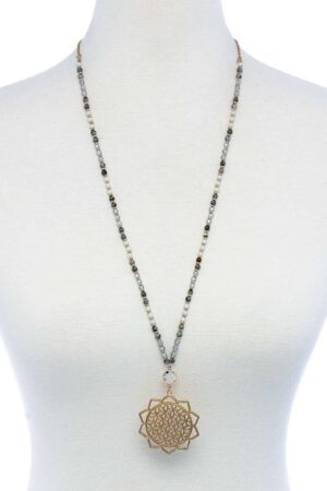 Sunflower Pendant Beaded Necklace – Floral Bead Accent