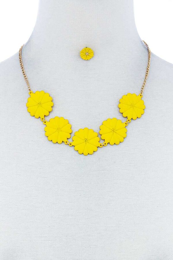 Tender Multi-Flower Necklace and Earring Set – Colorful