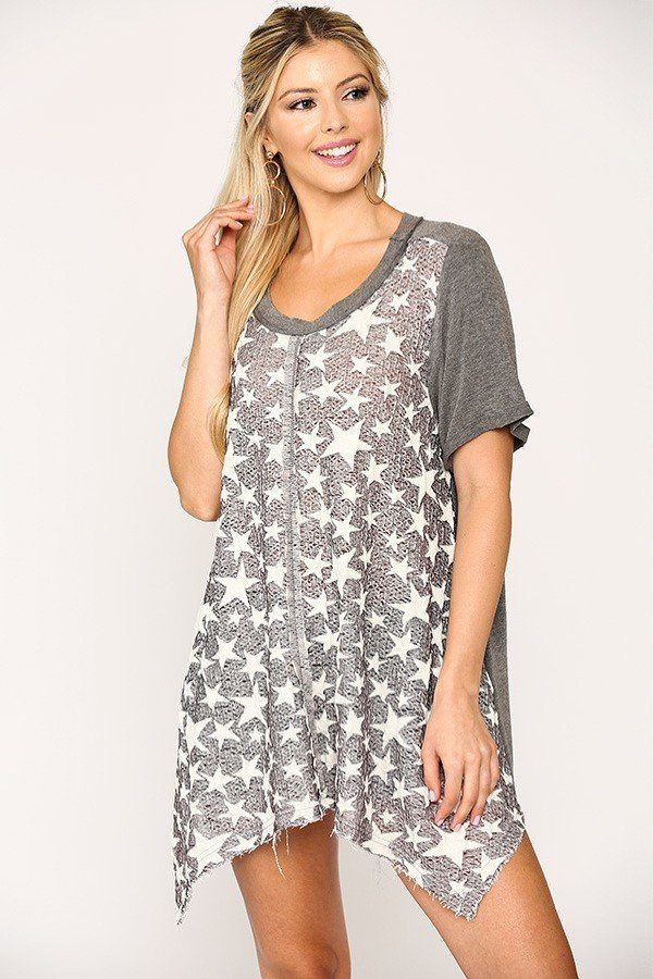 Star-Textured Knit Tunic Top with Shark-Bite Hem – Gunmetal
