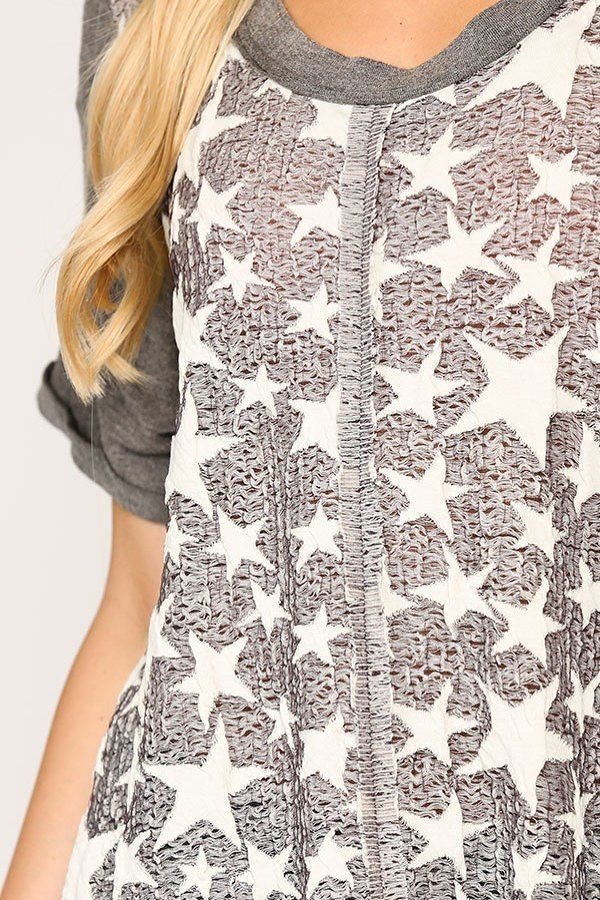 Star-Textured Knit Tunic Top with Shark-Bite Hem – Gunmetal