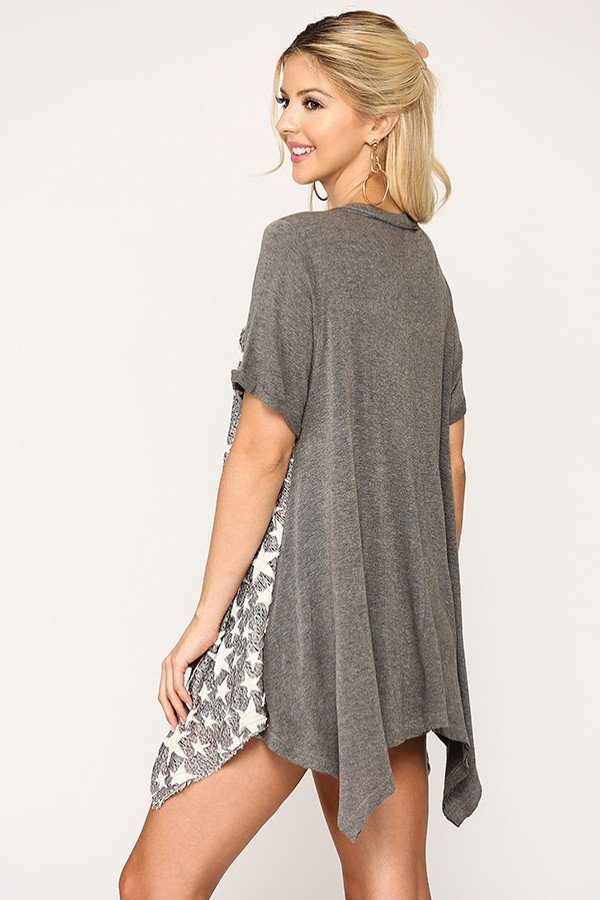 Star-Textured Knit Tunic Top with Shark-Bite Hem – Gunmetal
