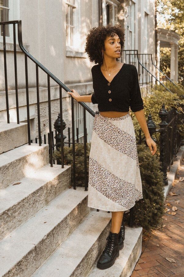 Floral-Print A-Line Midi Skirt – Color-Blocked Taupe