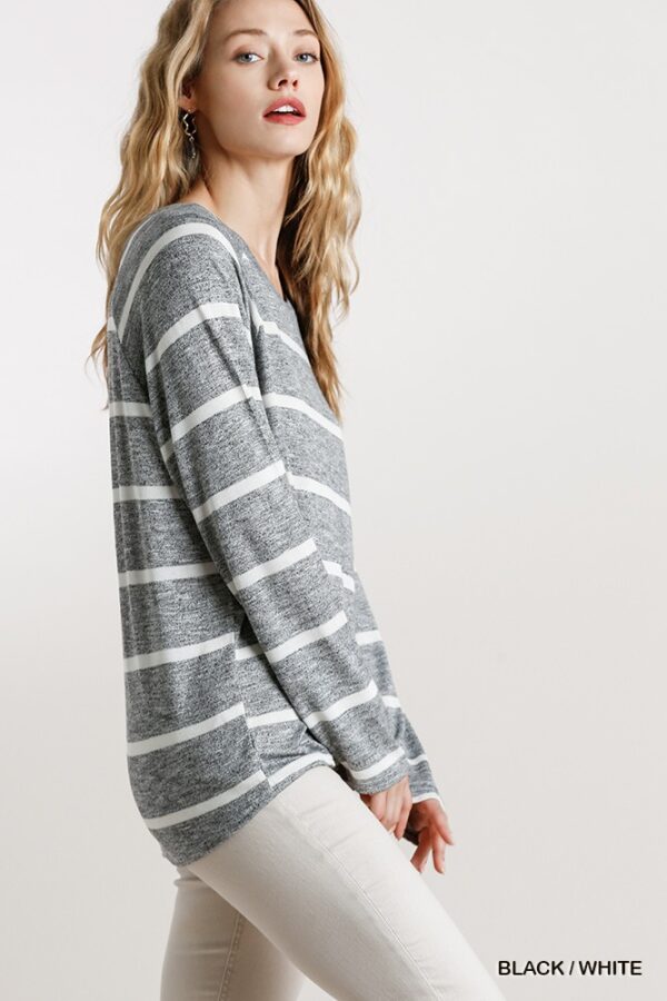 Striped Round Neck Long Sleeve Top in Black & White