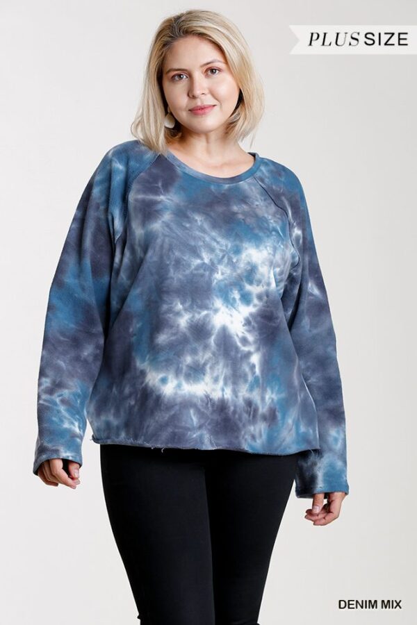 Plus Size French Terry Tie-Dye Raglan Top – Raw Hem