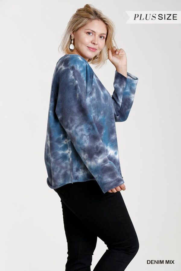 Plus Size French Terry Tie-Dye Raglan Top – Raw Hem