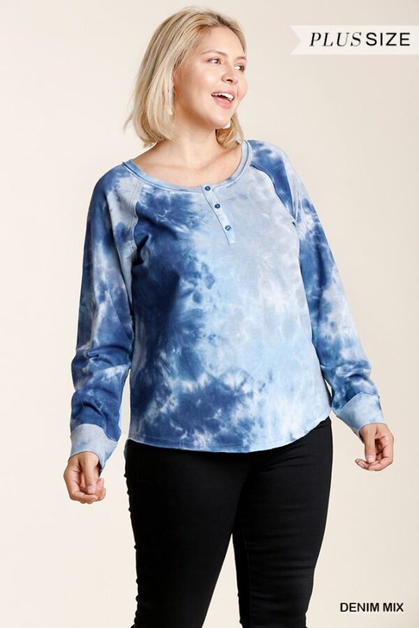Plus Size Tie-Dye Raglan Button-Front Top – Denim
