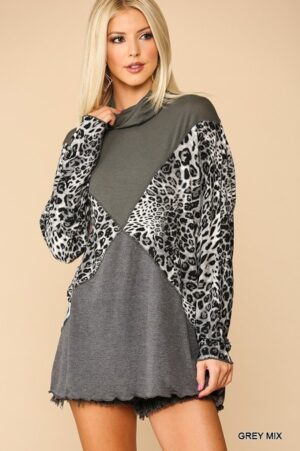 Mixed Knit Turtleneck Top – Animal & Solid Knit, Grey Mix