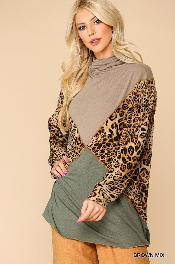Mixed Knit Turtleneck Top with Animal Accent – Brown Mix