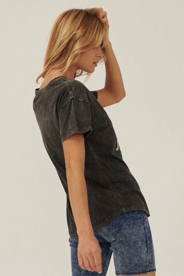 Mineral Wash Astronaut Graphic Tee – Charcoal