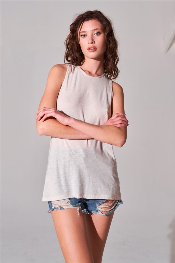 Sleeveless Crew Neck Longline Top with Cut-Out Back – Clay
