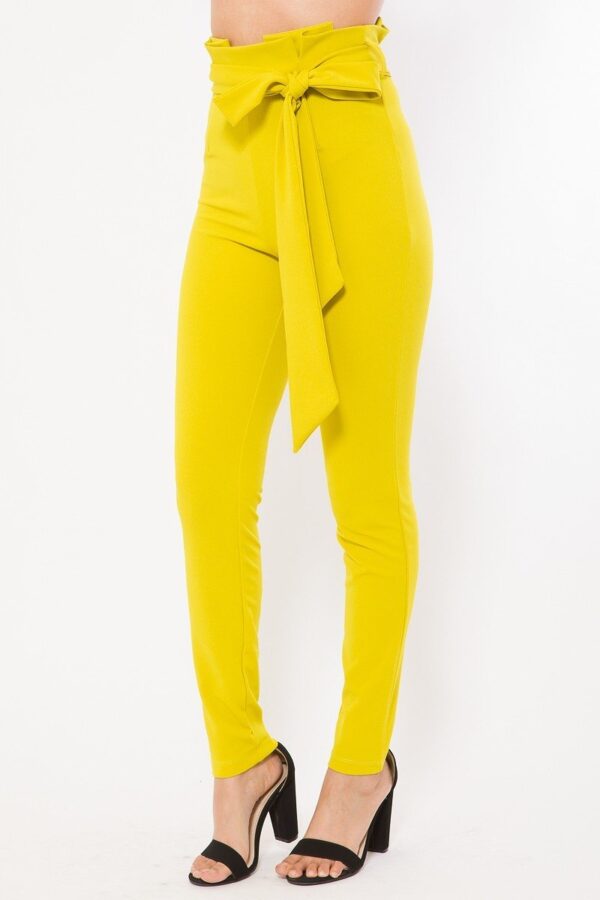 High-Waist Skinny Pants with Belt Detail – Lime