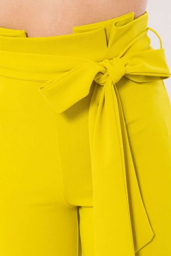 High-Waist Skinny Pants with Belt Detail – Lime