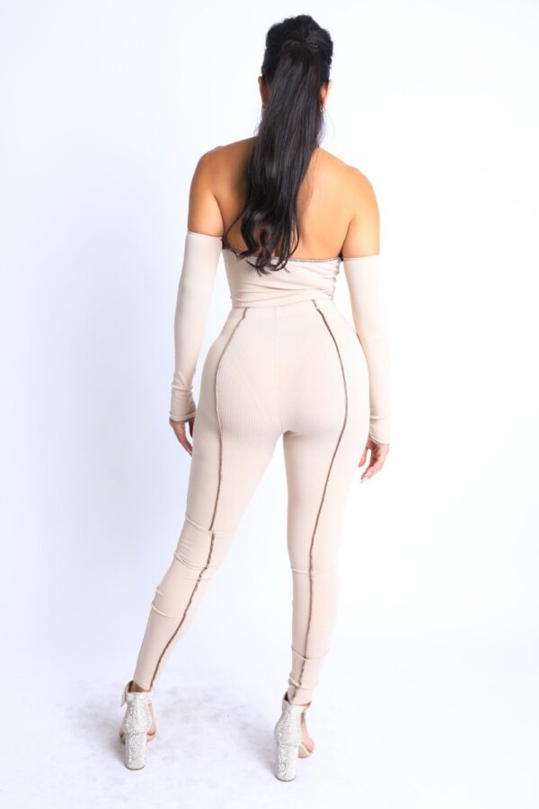 Cross Halter Keyhole Off-Shoulder Set – Taupe