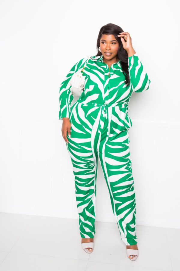 Plus-Size Button-Up Long Sleeve Jumpsuit – Green/White