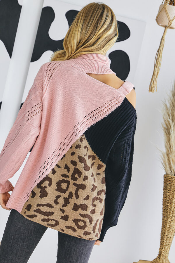 Turtleneck Cutout Colorblock Sweater – Pink