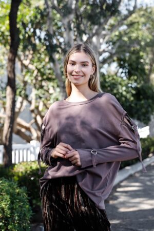 Long-Sleeve Cut-Out Sweater with Strap Detail – Cocoa