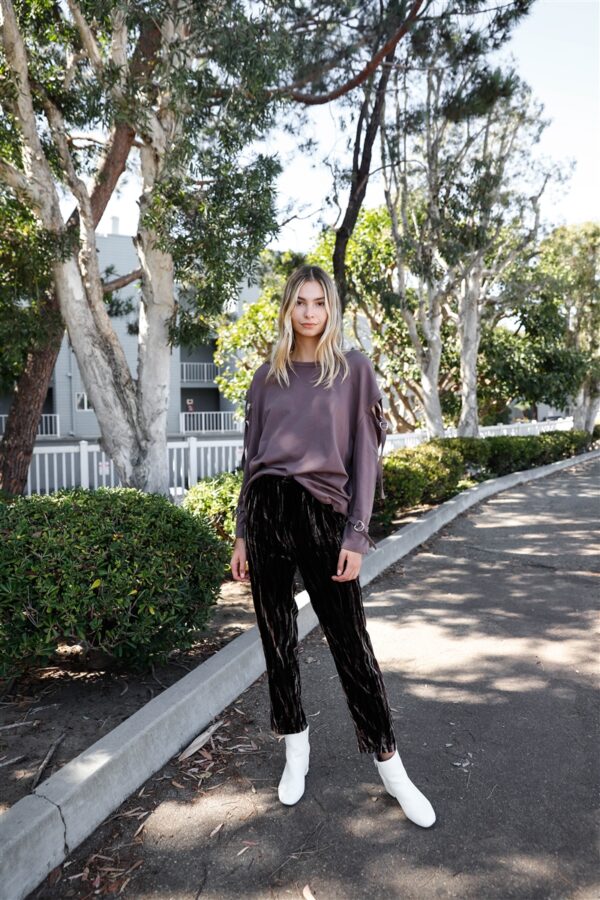 Long-Sleeve Cut-Out Sweater with Strap Detail – Cocoa