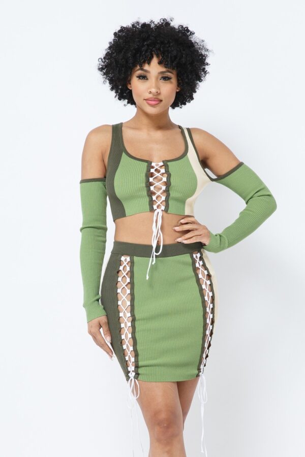 Color Block Set in Olive – 70% Rayon, 30% Nylon