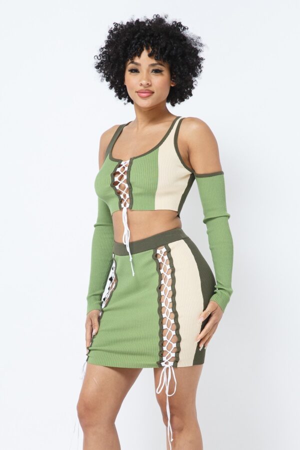 Color Block Set in Olive – 70% Rayon, 30% Nylon