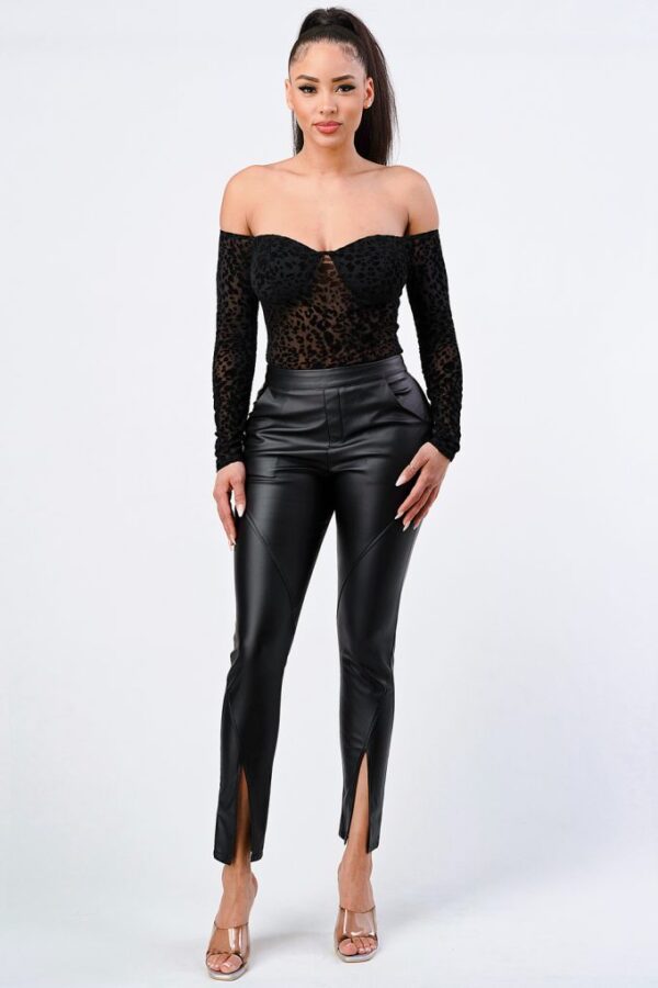 Leopard Print Off-Shoulder Bodysuit – Black