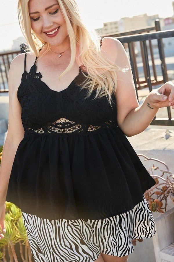 Plus Size Lace-Trim Cross-Back Two-Shoulder Top – Black