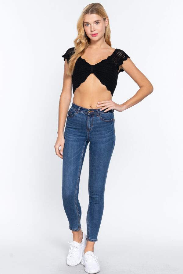 Sweater Knit Crop Top – Knot-Front V-Neck – Black