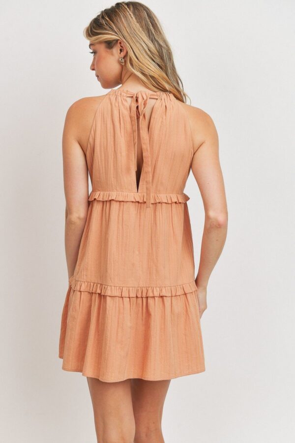 Tiered Textured Sleeveless Dress with Back Keyhole – Blush