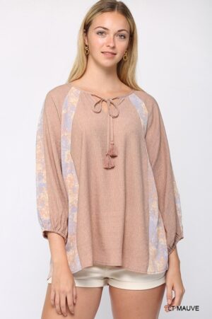 Crinkle & Print Mix Raglan Sleeve Top with Tassel Tie – Light Mauve