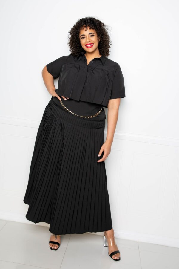 Pleated Cropped Shirt & Maxi Skirt Set – Black (Plus Size)