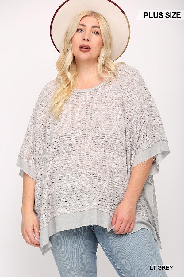 Plus-Size Boxy Top with Poncho Sleeve – Light Grey