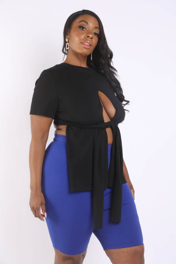 Tie-Detail Side Slit T-Shirt – Plus Size Black