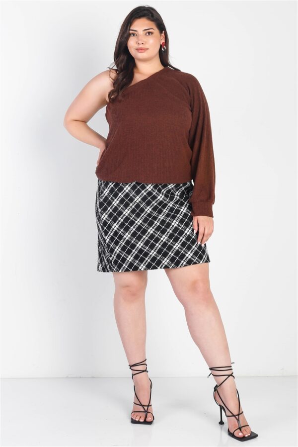 Plus Ribbed Textured One-Shoulder Top – Brown